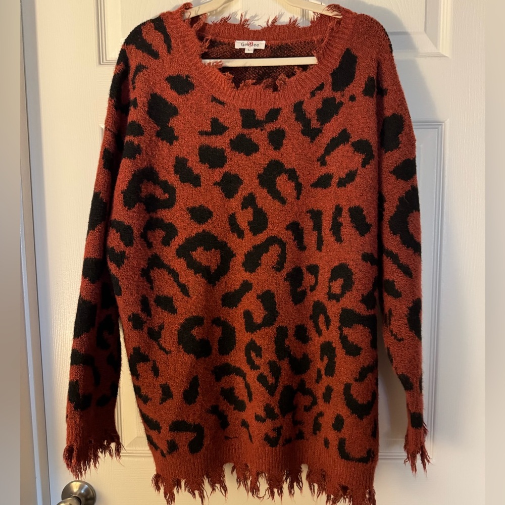 Leopard Frayed Hem Sweater